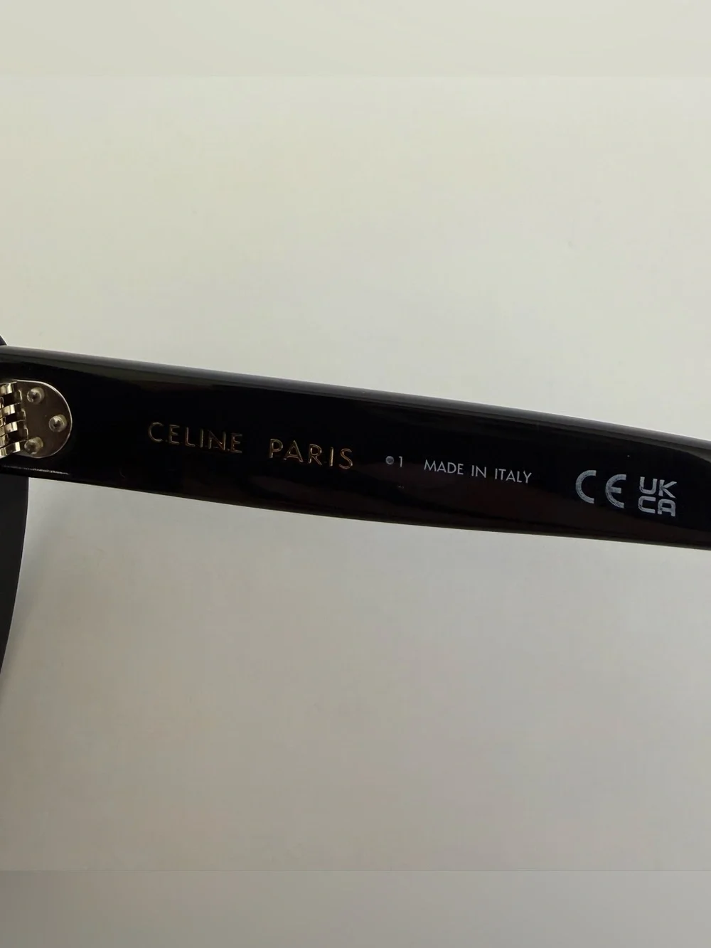 NEW!!! Celine black sunglasses CL40295I 01A Authentic Retail 520$